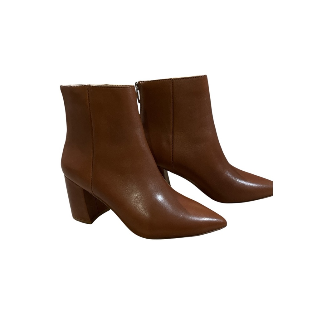 Steve Madden Neven boots
New in box
